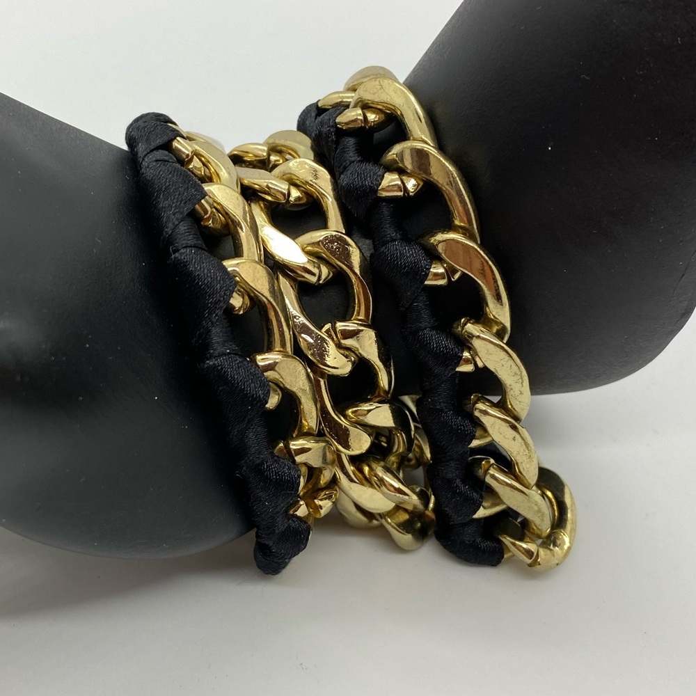 Gold and black bracelet - Picture 3 of 8